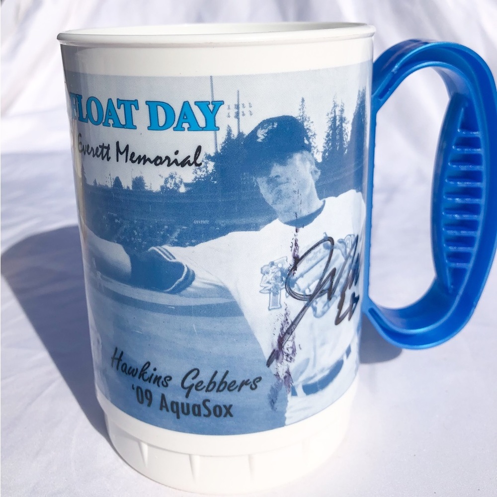 🛑CLEARANCE‼️ ⚾️ 2010 MiLB Everett Aquasox signed collectible mug